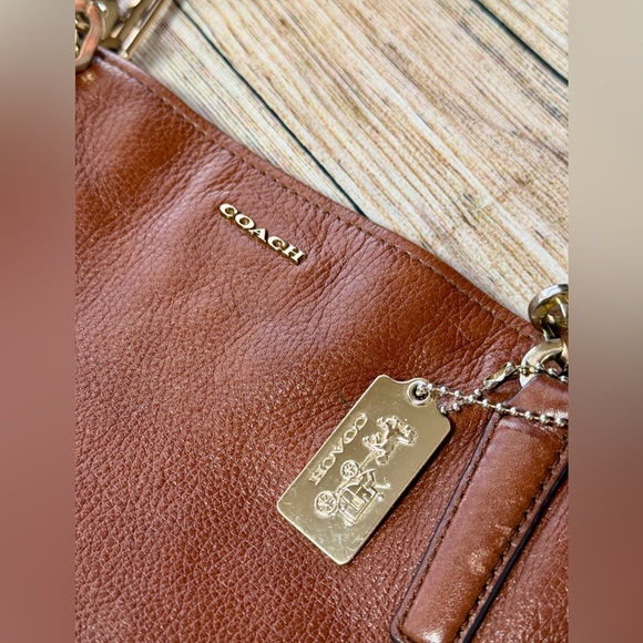 COACH Madison Leather East/West Tote (Retired) - Picture 9 of 15